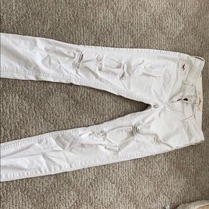 White distress jeans
